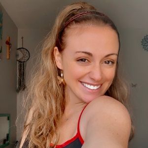 Meet your Posher, Karlie